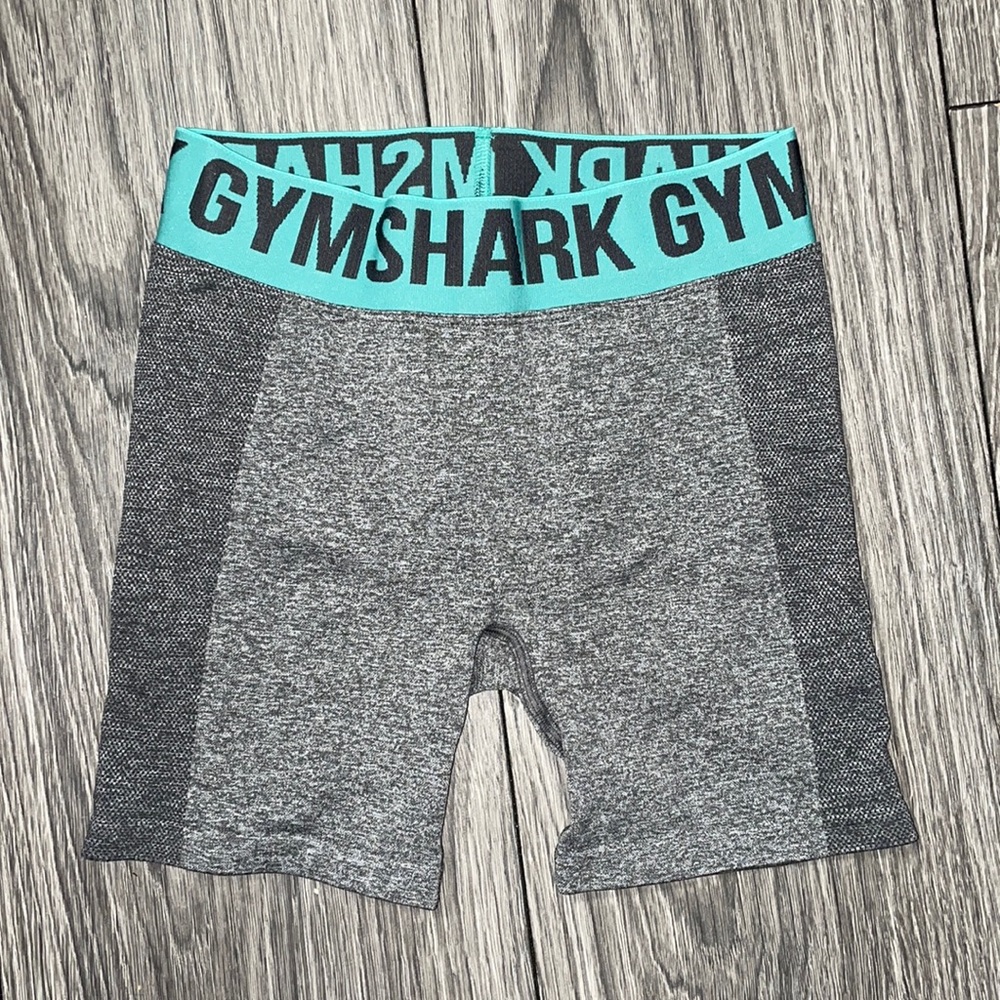 BRAND NEW WITH TAGS: GYMSHARK FLEX SHORTS- CHARCOAL MARL AND JADE GREEN SMALL